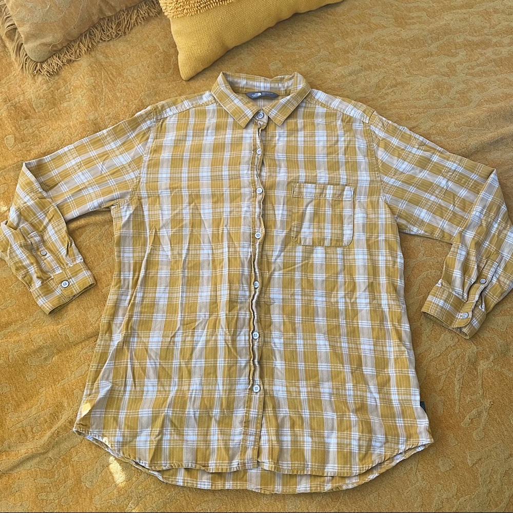 WOMEN’S “THE NORTH FACE” YELLOW FLANNEL